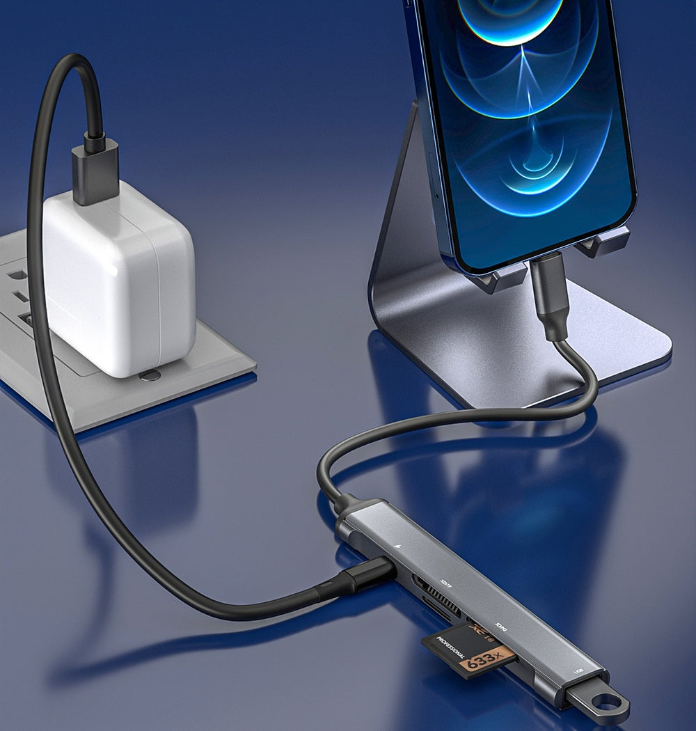 NÖRDIC Lightning Kortlæser 4 Slots SD, MicroSD, MS, M2 1xUSB-A 3.0 1xLightning opladning UHS-I