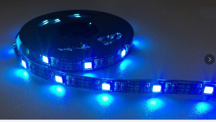 NÖRDIC RGB LED strimmel 5m med fjernbetjening, 300 SMD lysdioder 5m, 20 positioner LED strip