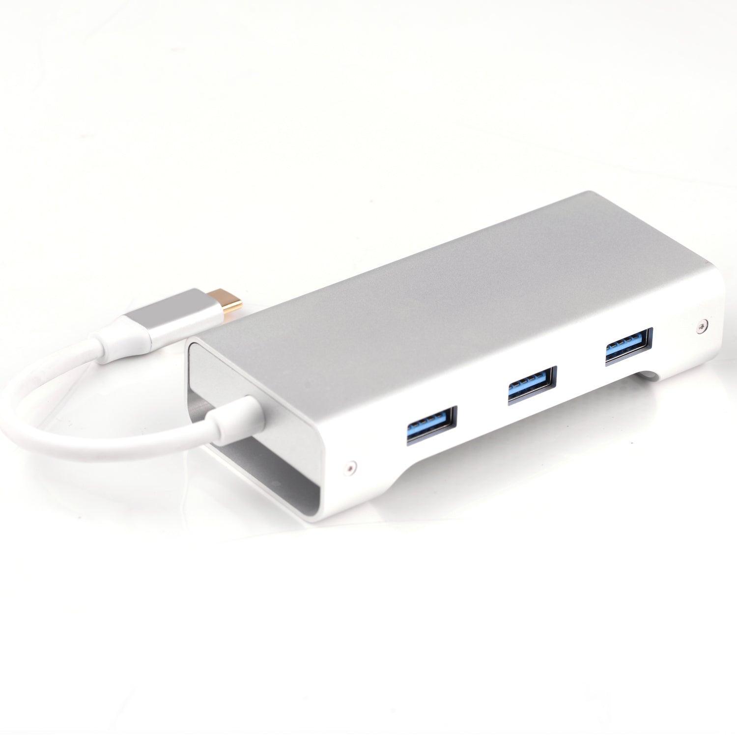 NÖRDIC 1 til 8 C USB Aluminium Docking 1xHDMI 4K 1080p 30Hz 1xVGA 3xUSB 3.1 5GBP 1x USB C PD87W 1xSD / TF kortlæser sølv